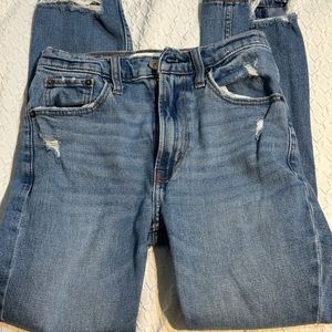 Abercrombie skinny high rise 23 short